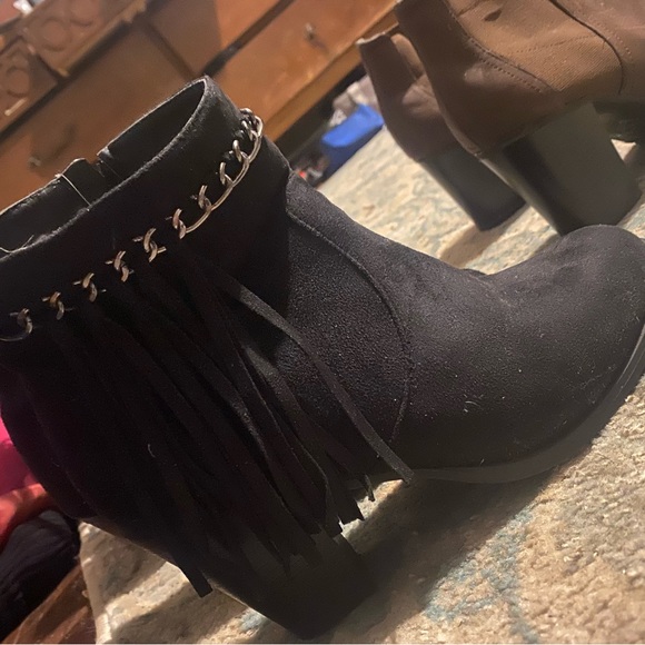 Size 8 Pierre Dumas Booties - Picture 3 of 3